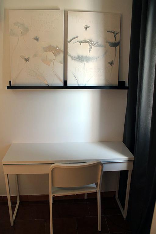 טורגואדיארו Hostal Montilla Sotogrande מראה חיצוני תמונה